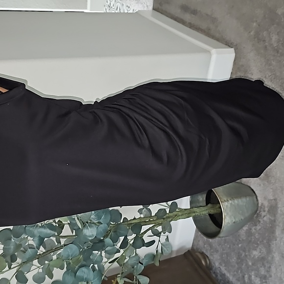 AXIS - black dress size large - Picture 2 of 5